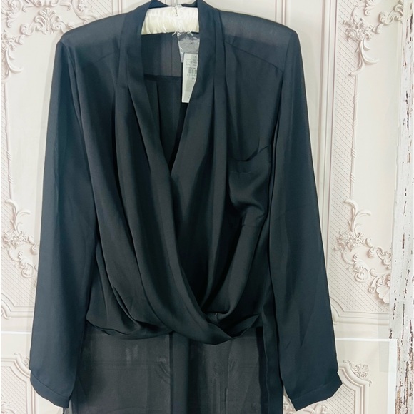 NWT Lush Womens Black Draped Blouse, Sheer, High Low Long Sleeves size Small - Picture 7 of 11